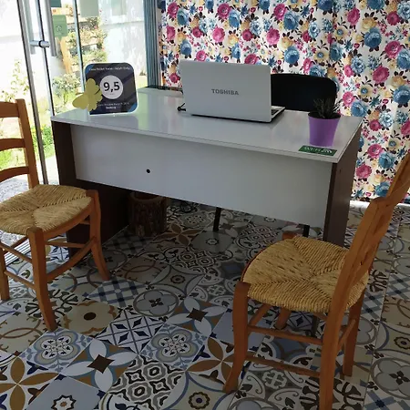 فندق Casa Pallet (adults Only)