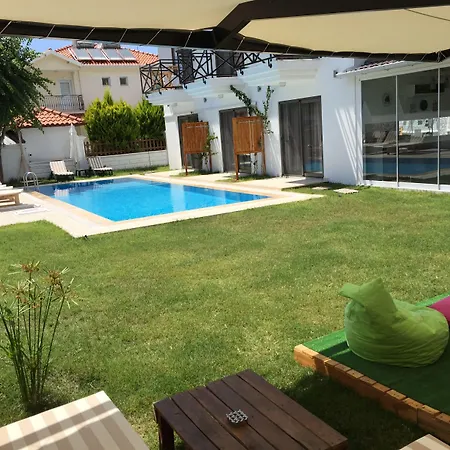 فندق Casa Pallet (adults Only)