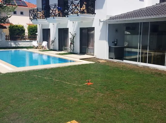 Casa Pallet (adults Only) 4*